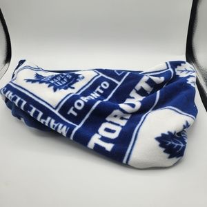 Toronto mapple leaf neck protector